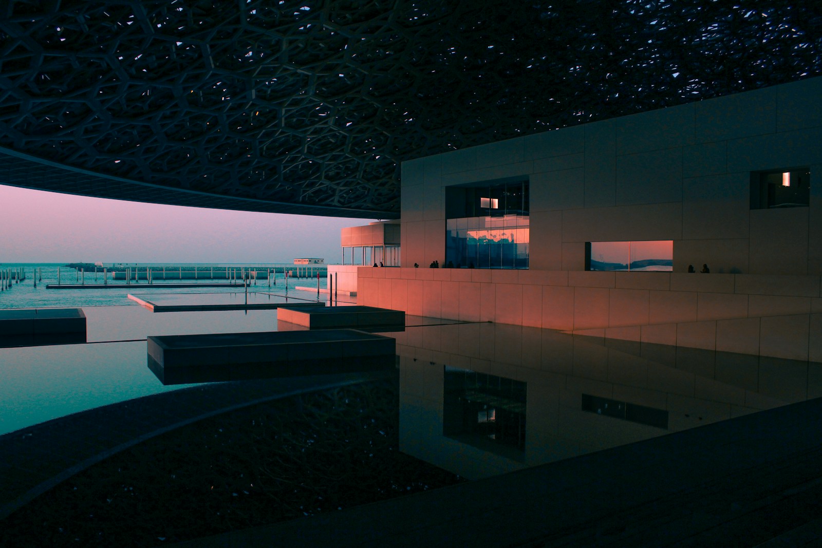 Villa Serenity — still 3